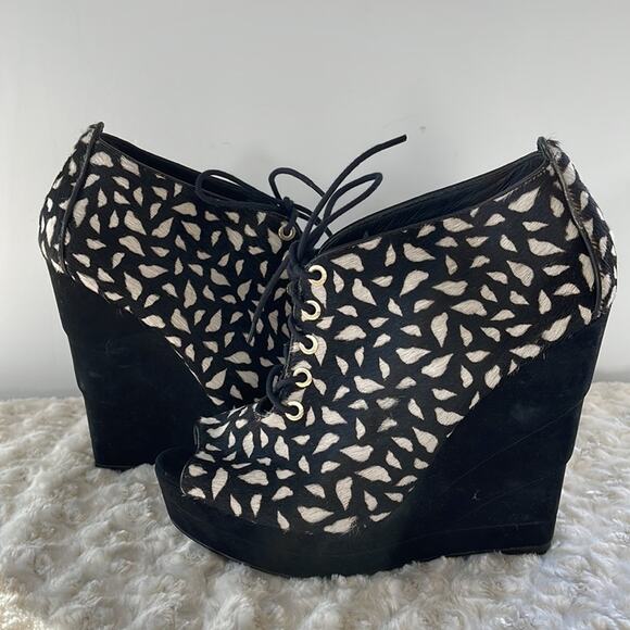 Diane Von Furstenberg Open Toes Wedge Ankle  Boots Animal Print Size 8.5 M - Picture 4 of 14